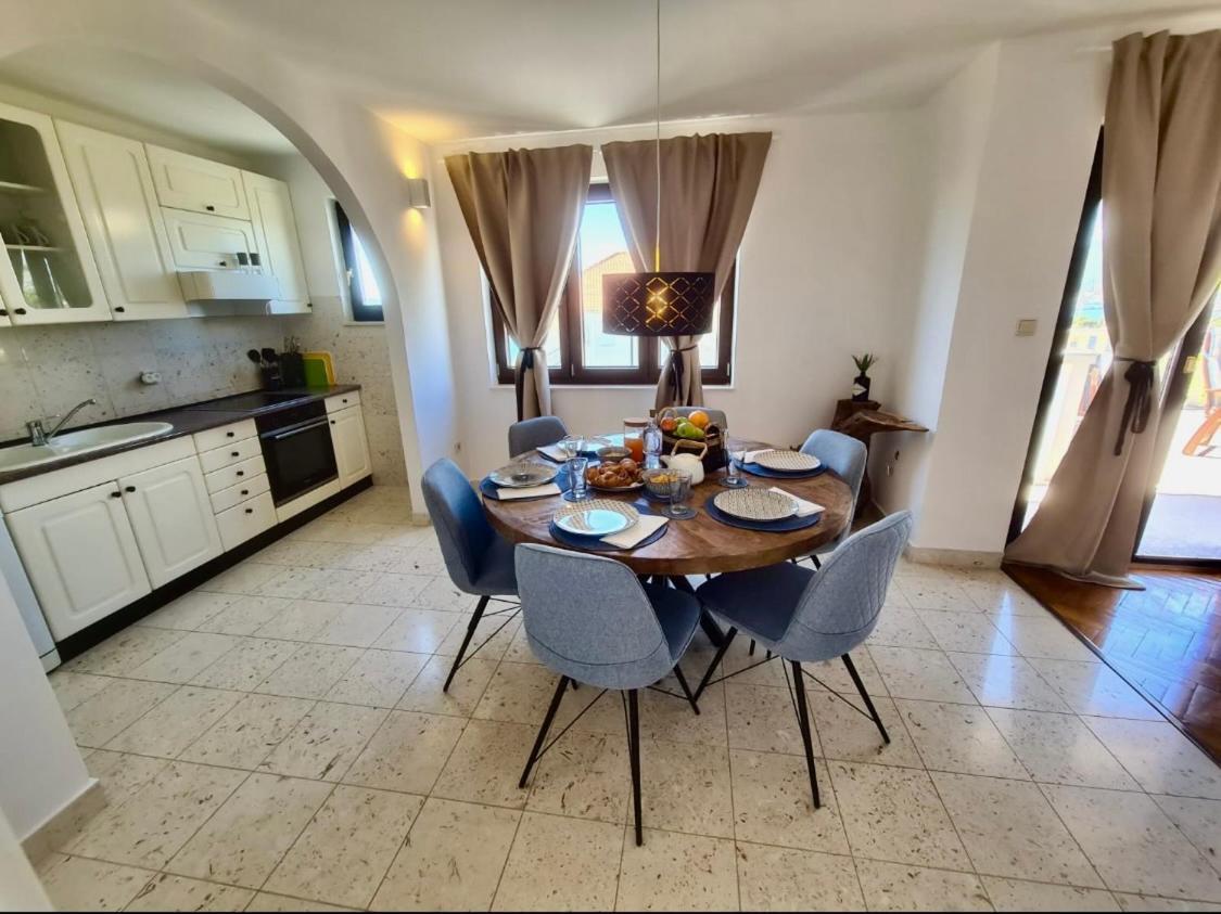 Apartments Mia Okrug Gornji Extérieur photo