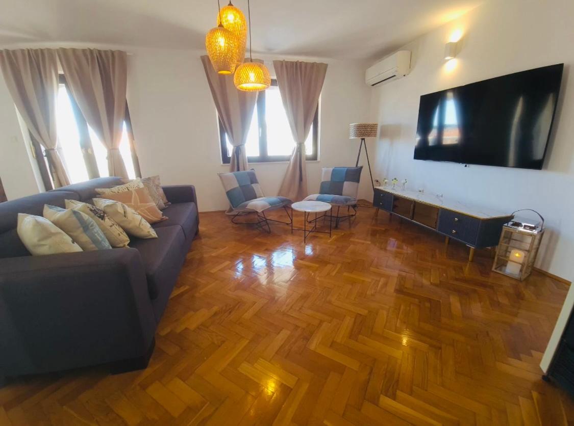 Apartments Mia Okrug Gornji Extérieur photo