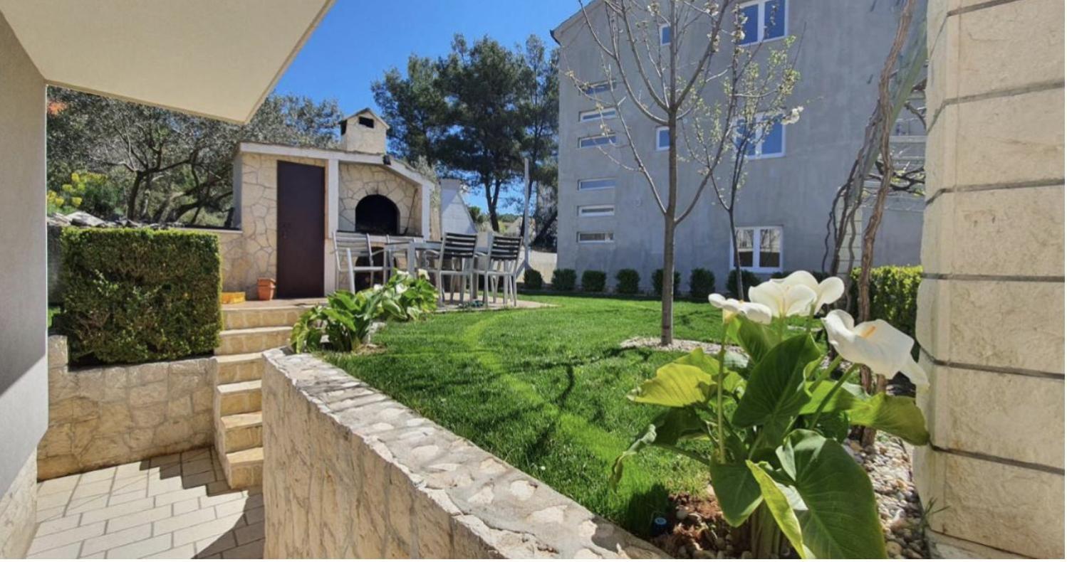 Apartments Mia Okrug Gornji Extérieur photo